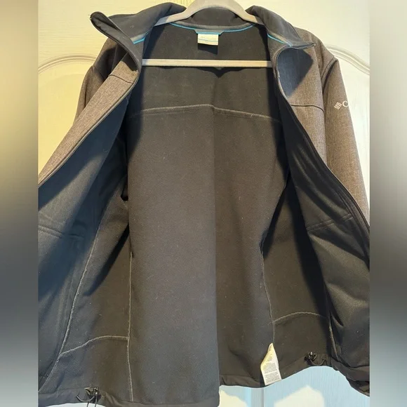 Columbia Men's Charcoal Performance Jacket - Picture 2 of 3